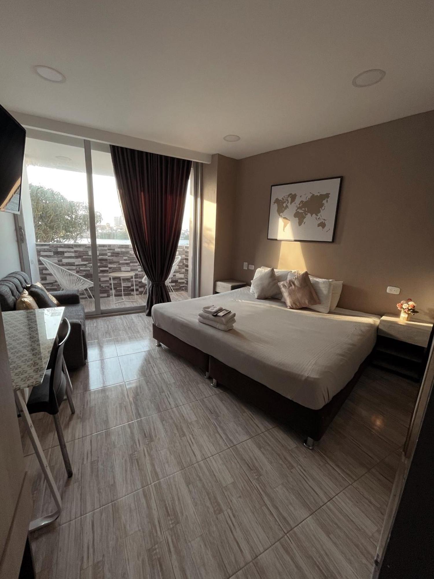 Suite Con Balcon Cerca Al Centro Cartagena Ngoại thất bức ảnh